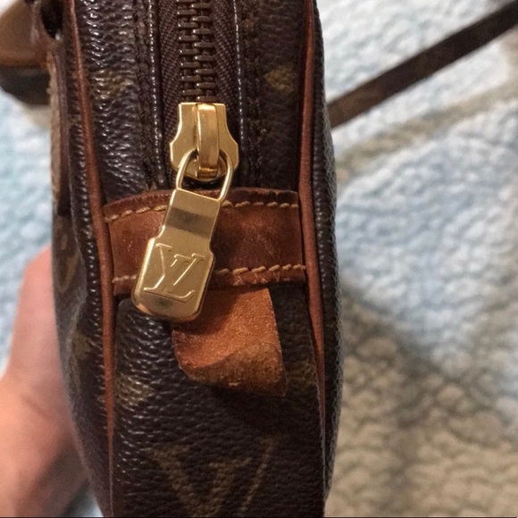 SOLD! Louis Vuitton Marly Bandouliere - Picture 2 of 7